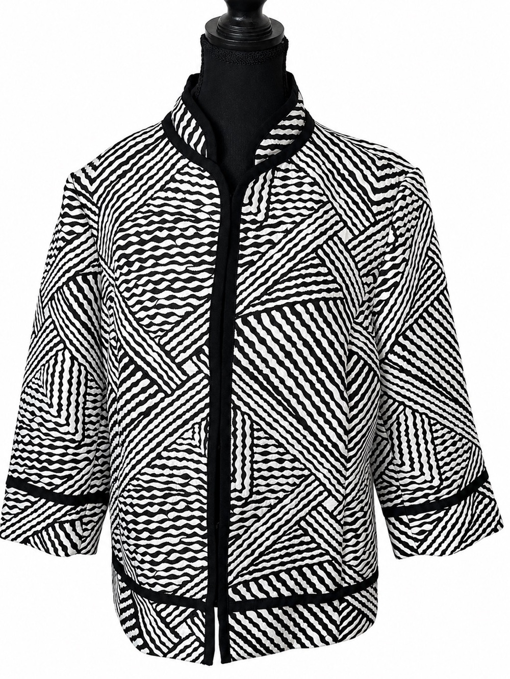 Chico’s Black White Geometric Jacket Size 2